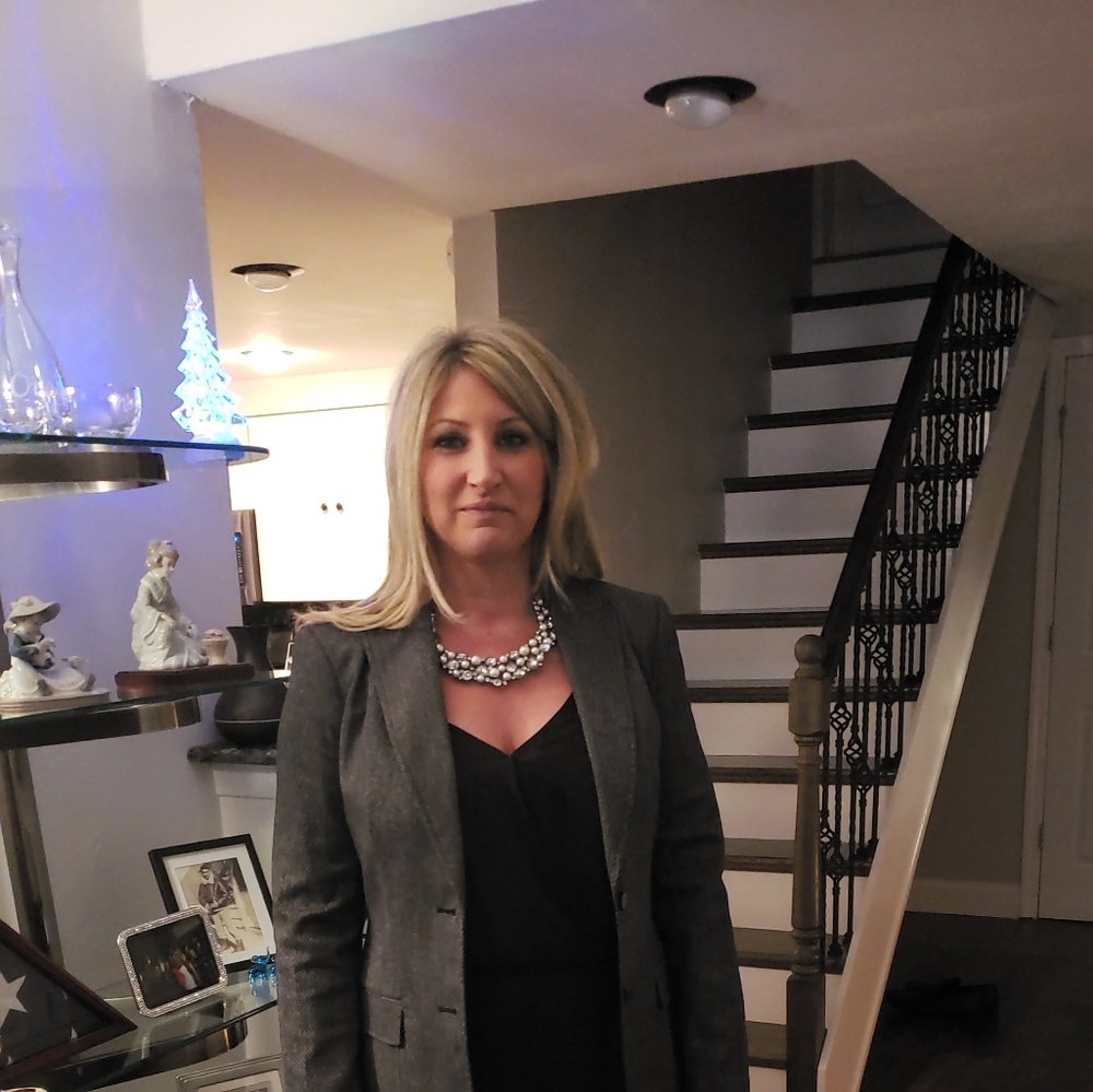 Meet your Posher, Melissa